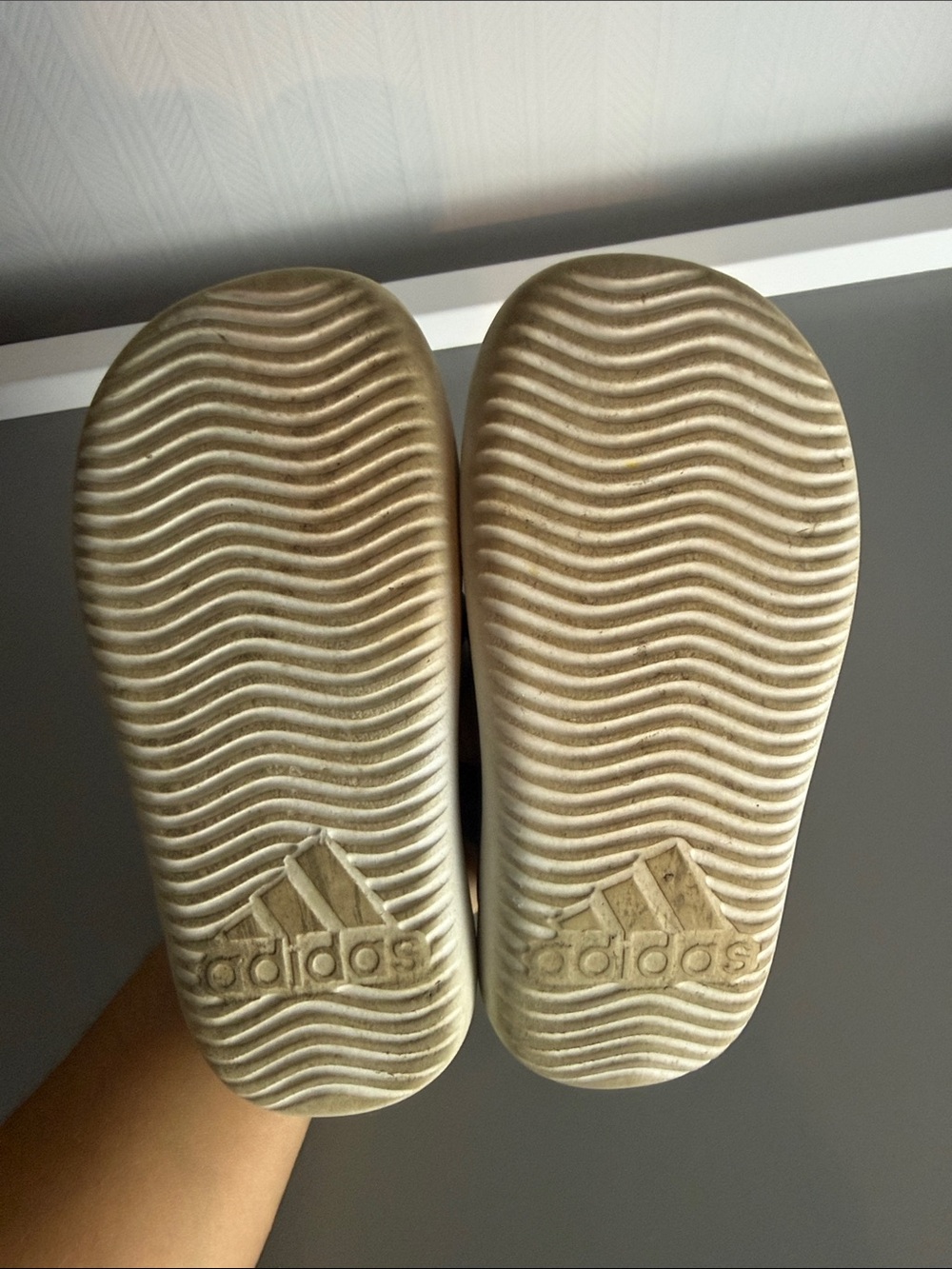 adidas Black & White Kids Slip-On Water Shoes size 8 - Picture 4 of 4